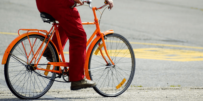 bicicletta arancione